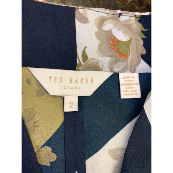 FIRM Ted Baker Pheadra Pearl Printed Wrap Blouse Size 2 EUC - Picture 5 of 8